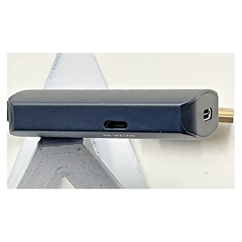 LIVIN HDMI to‎ USB-C Adapter Model HDCL Gray